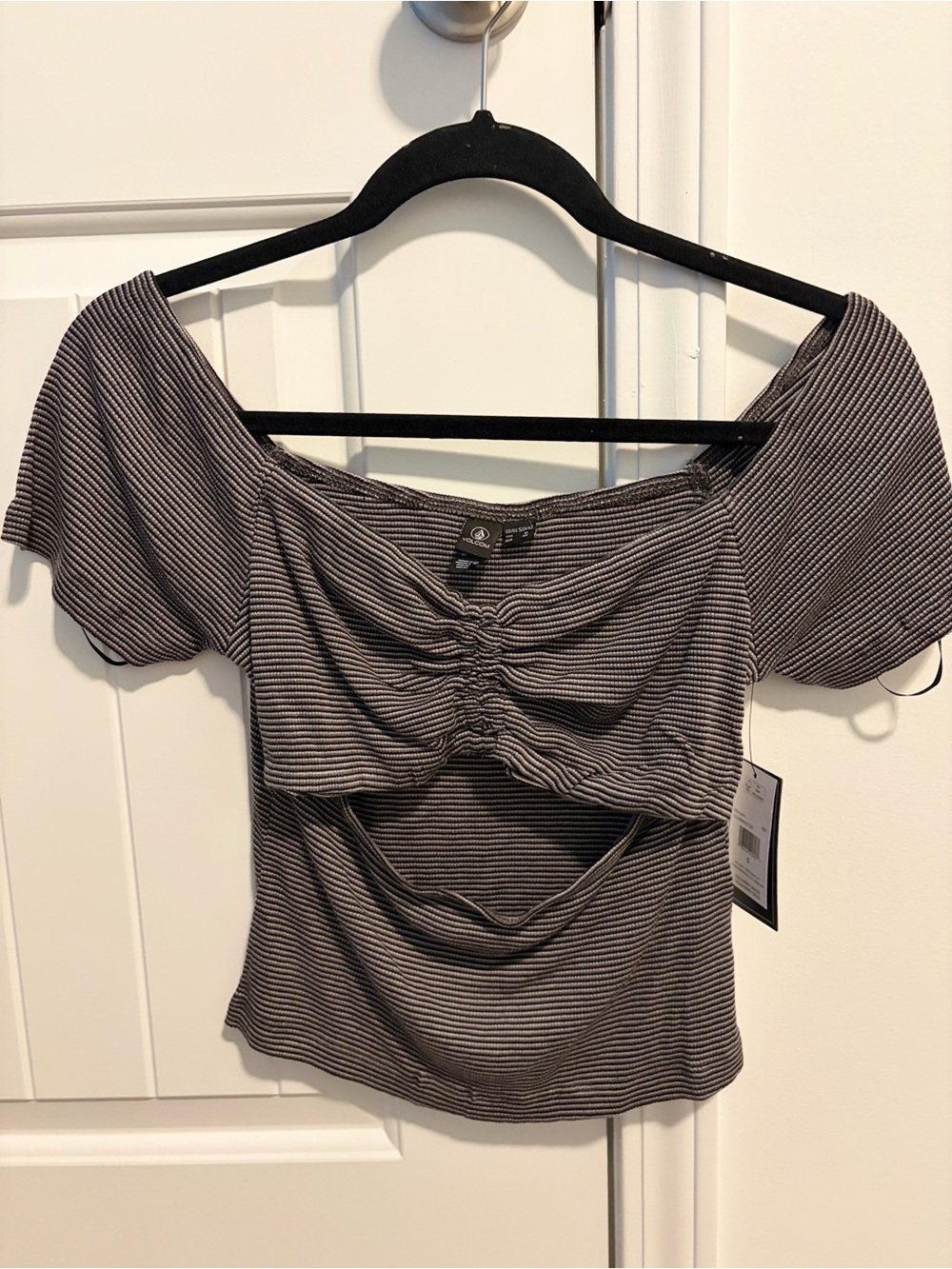 Volcom Black and White Striped Off-Shoulder Ruched Crop Top - Picture 1 of 6
